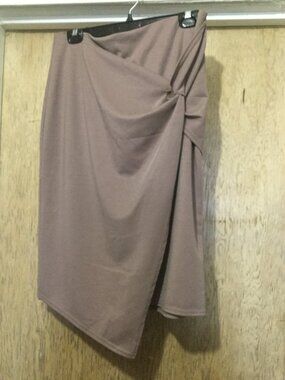Kate Kasin knotted side front skirt size extra large pinkish brown in color